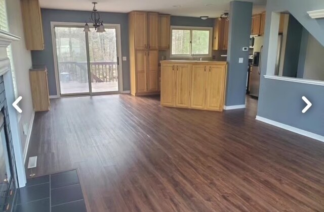 Building Photo - 2036 Breeze Dr