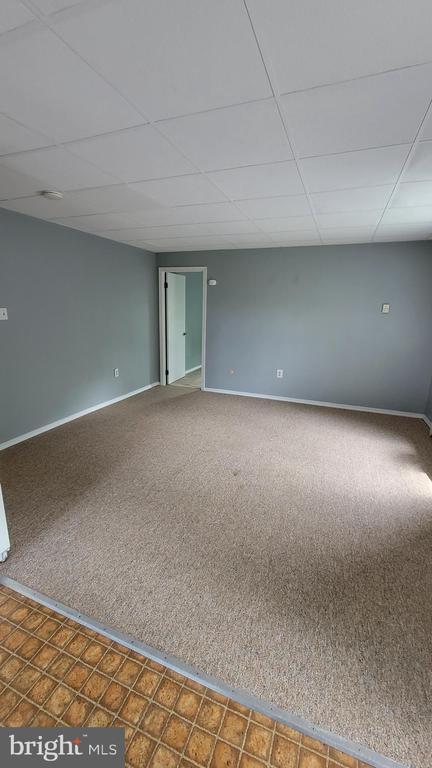 Building Photo - 409 Country Club Rd