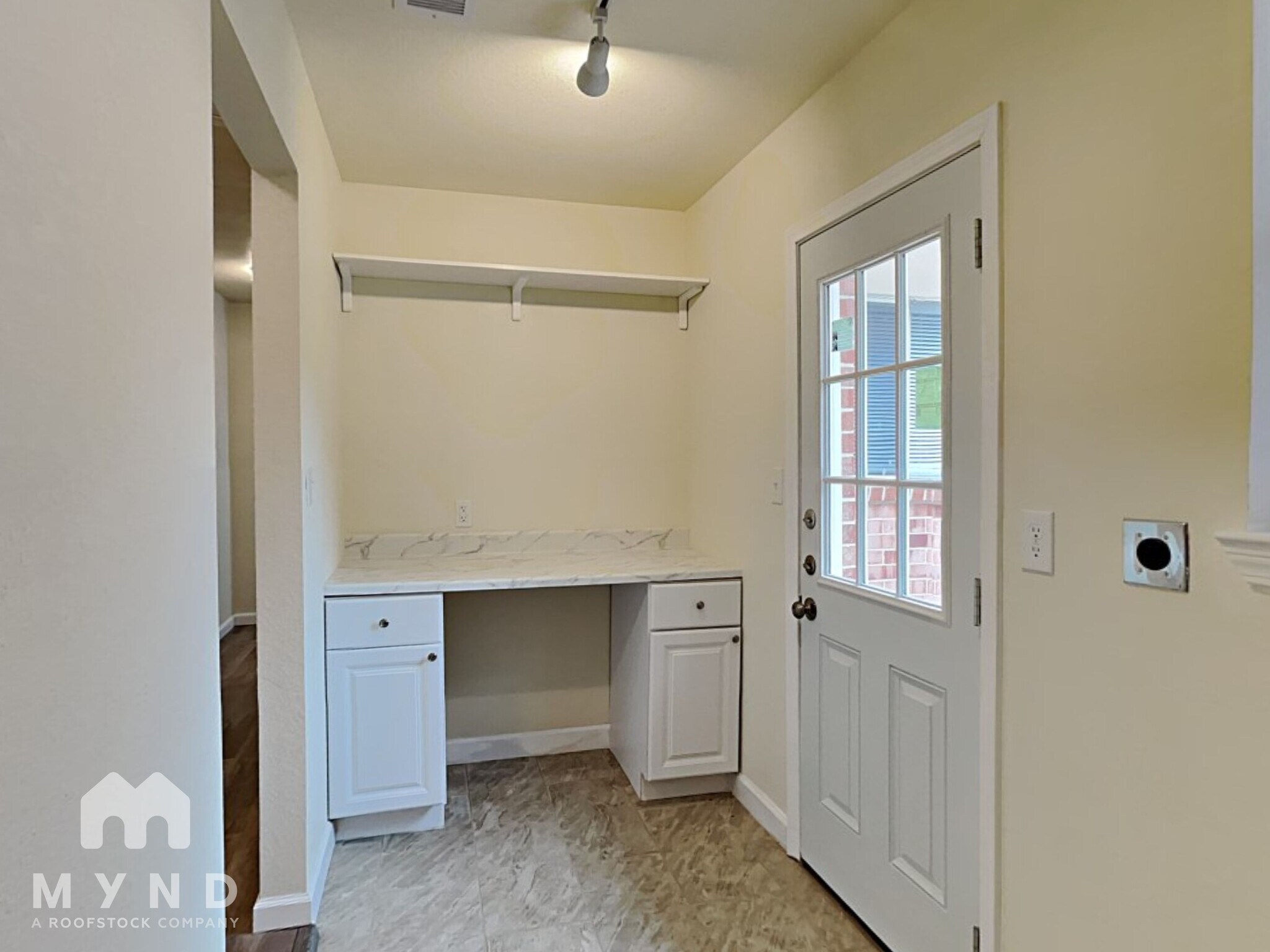 Building Photo - 4809 Cedar St