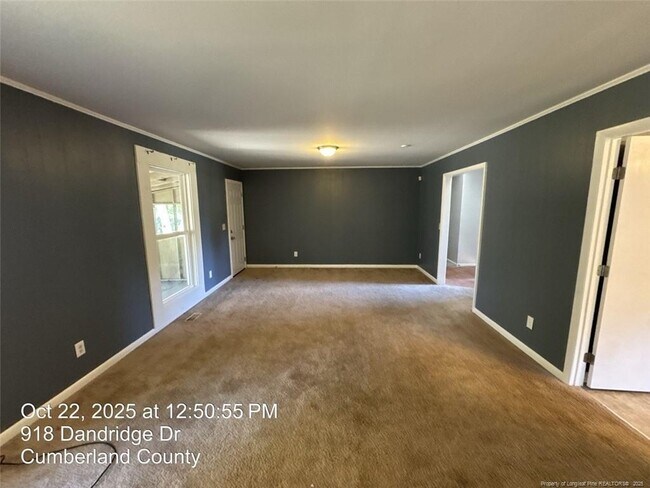 Building Photo - 918 Dandridge Dr