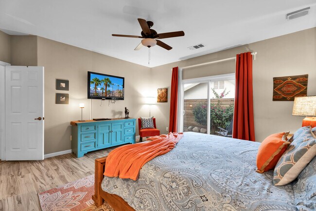 Building Photo - 52420 Avenida Juarez
