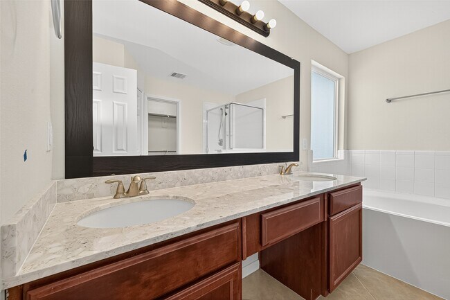 Building Photo - 22202 Thresher Ct