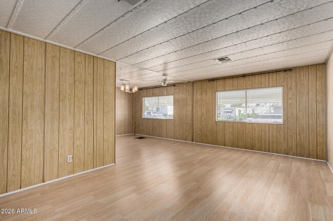 Building Photo - 8421 E Main St