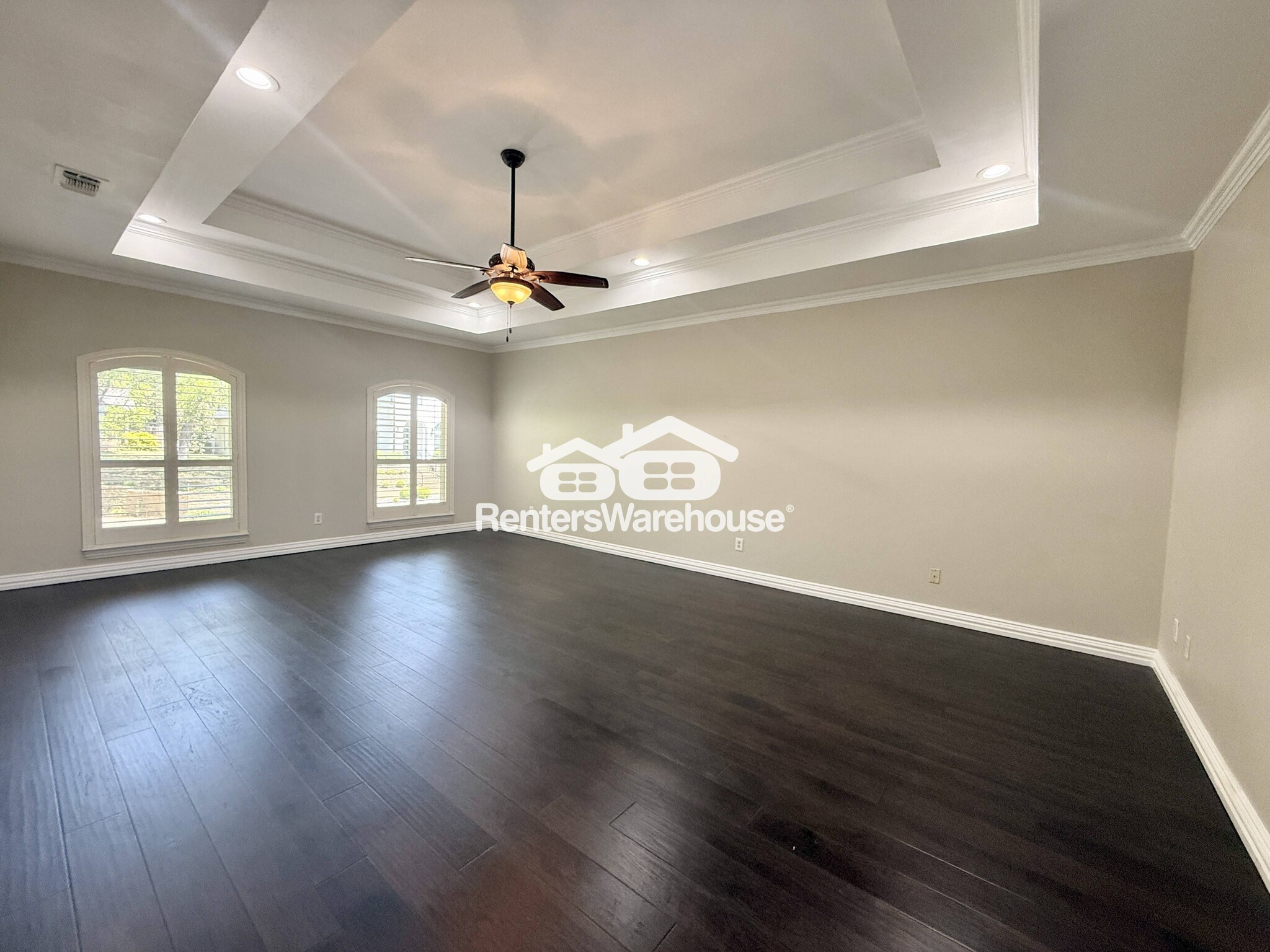 Building Photo - 9120 Nob Hill Dr