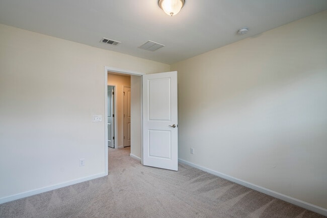 Building Photo - 503 Waybridge Way