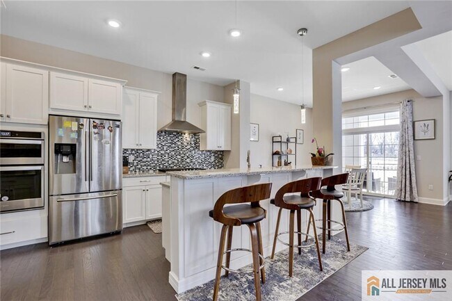 Building Photo - 1 Lafayette Wy