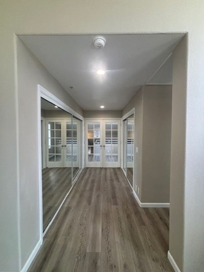 Building Photo - Your Pismo Escape: Stylish 2BR with Fireplace, Patio & Beach Proximity