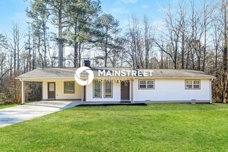 Building Photo - 3 Bedroom Pet-Friendly Home in HIRAM, GA with Main Street Renewal