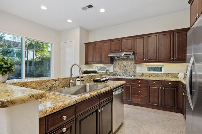 Building Photo - 5535 Porter Creek Rd