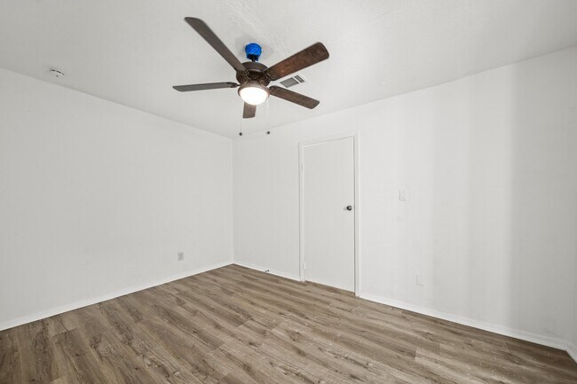 Building Photo - 5610 Arthington Ave