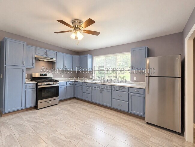Building Photo - 2554 Dukeland Dr