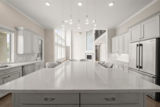 Building Photo - 6411 Tarrion Bay Ln