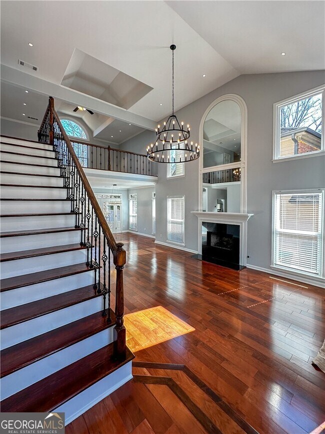 Building Photo - 3255 Park Chase