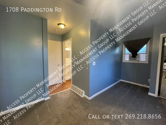 Building Photo - 1708 Paddington Rd