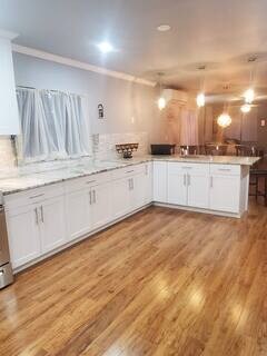 Building Photo - 505 Meres Blvd
