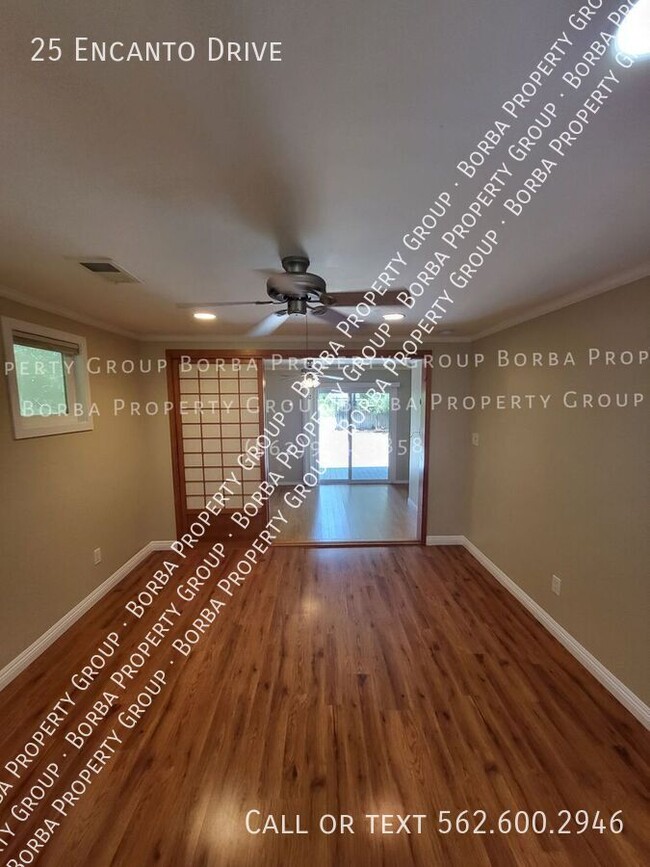 Building Photo - 25 Encanto Dr