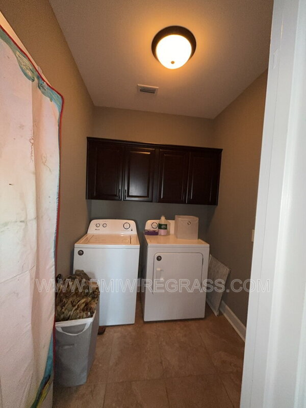 Building Photo - 102 Dawson Ln