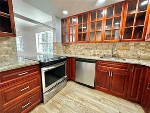 Building Photo - 2301 NE 14th Street Causeway