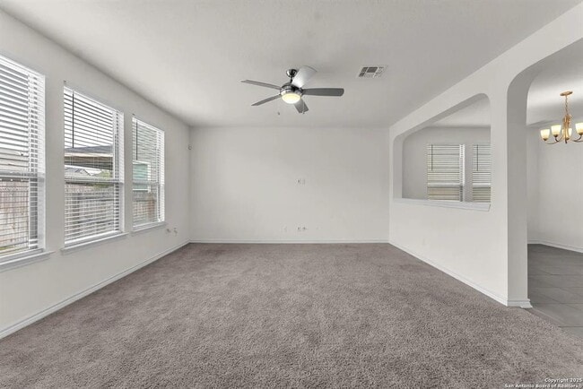 Building Photo - 412 Deer Crest Dr