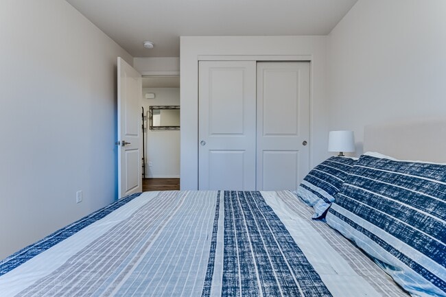 Building Photo - 1526 McKinley St