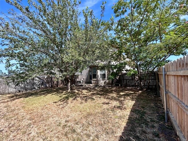 Building Photo - 2707 Westhampton Ct