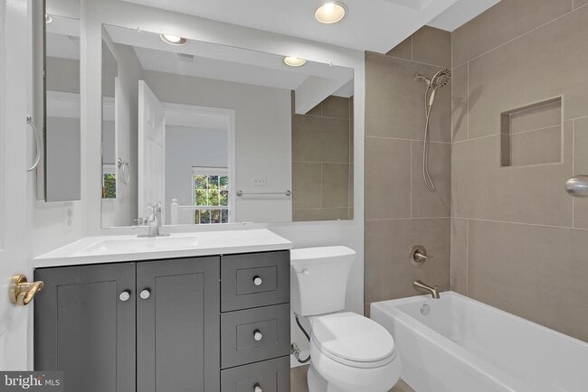 Building Photo - 20888 Sandstone Square