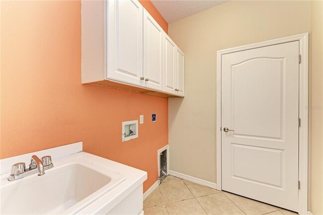 Building Photo - 6516 Palm Leaf Ct