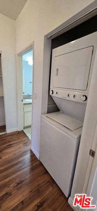 Building Photo - 1031 N Crescent Heights Blvd