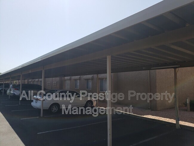 Building Photo - 4554 E Paradise Village Pkwy N