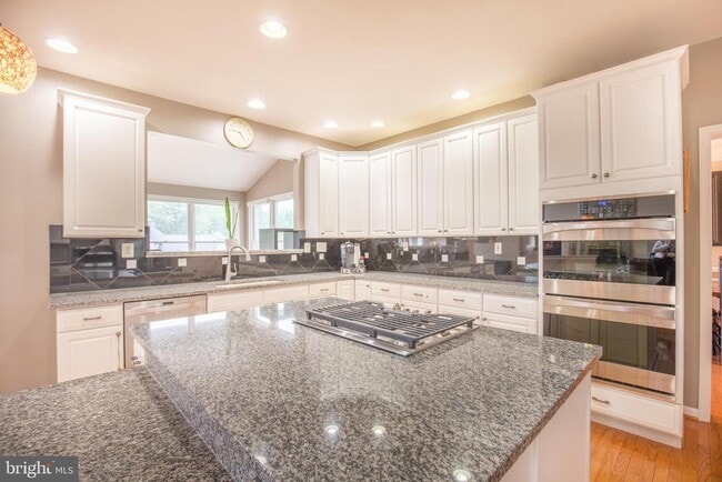 Building Photo - 13286 Holly Meadow Ln