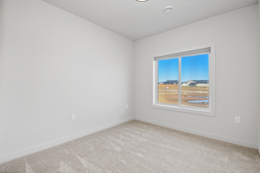 Building Photo - 622 W Matthew Trl