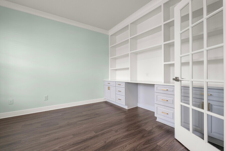 Office Space - 1578 Drakes Creek Rd