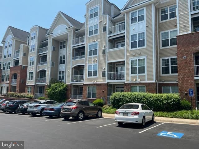 Building Photo - 2700 Bellforest Ct