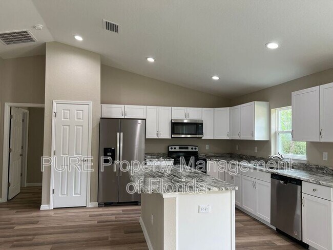 Building Photo - 8 Locust Loop Dr