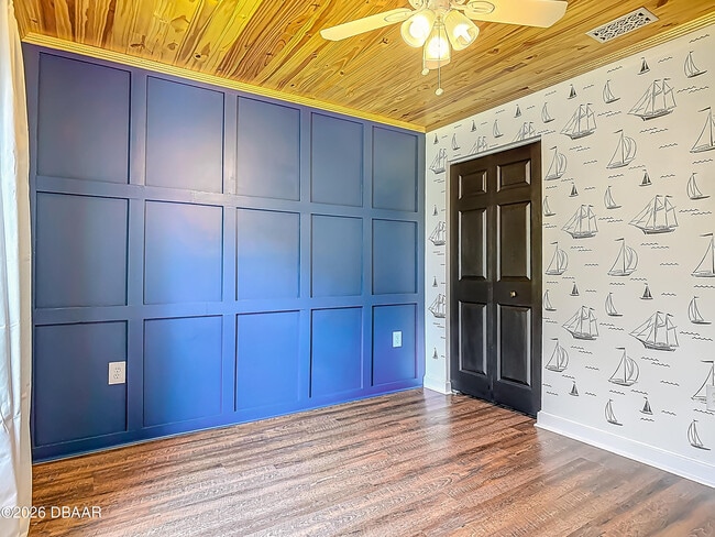 Building Photo - 14 Zollinger Pl