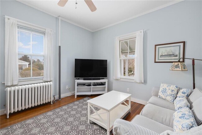 Building Photo - 59 Mt Hope Ave