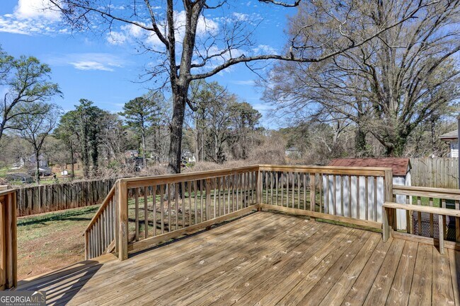 Building Photo - 1670 Cecilia Dr SE