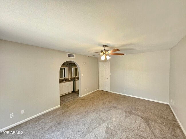 Building Photo - 2420 W Kiowa Ave