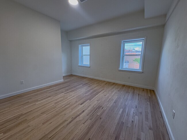 Building Photo - 536 N 19th St