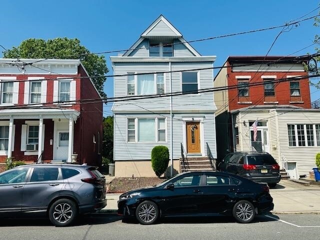 Primary Photo - 11 W 30th St