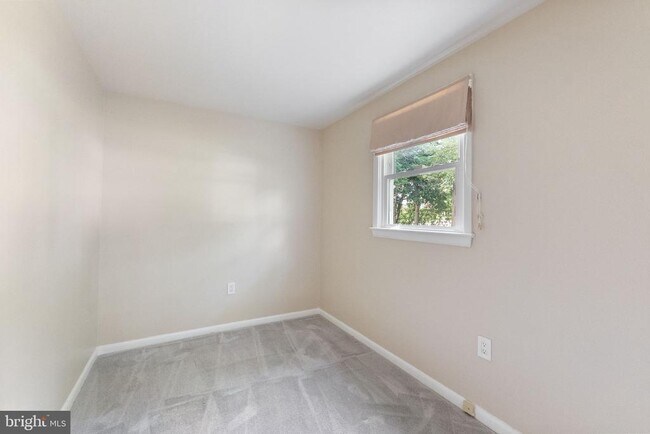 Building Photo - 1805 Ingemar Ct