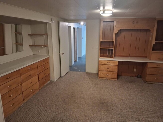 Building Photo - 3 Bed/ 1 Bath House