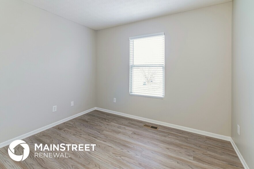 Building Photo - 9620 River Trail Dr