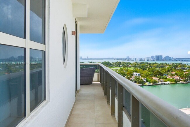 Building Photo - 5801 Collins Ave