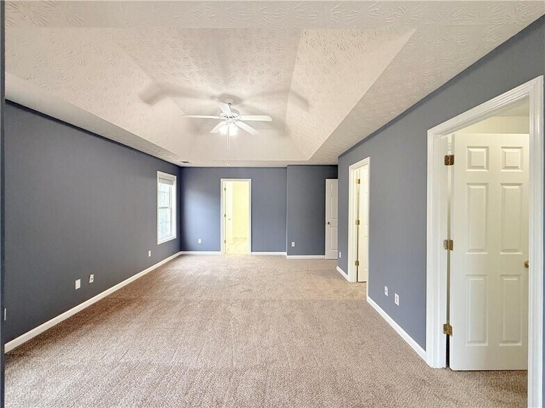 Building Photo - 945 Sweet Mill Ln