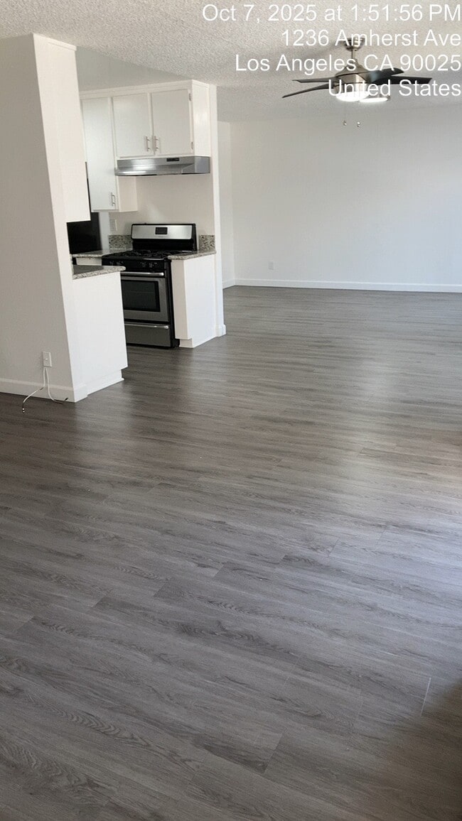 Building Photo - 1236 Amherst Ave