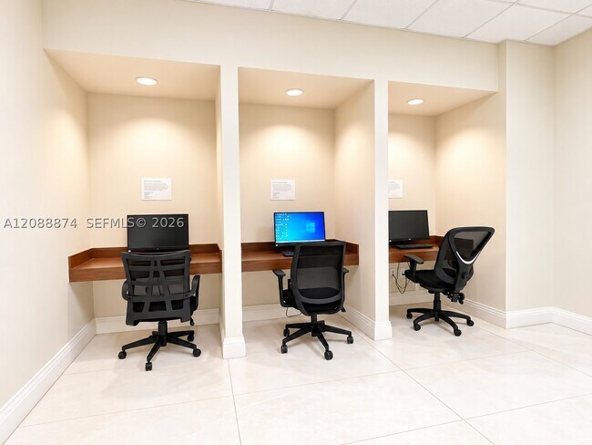 Building Photo - 3000 S Ocean Dr