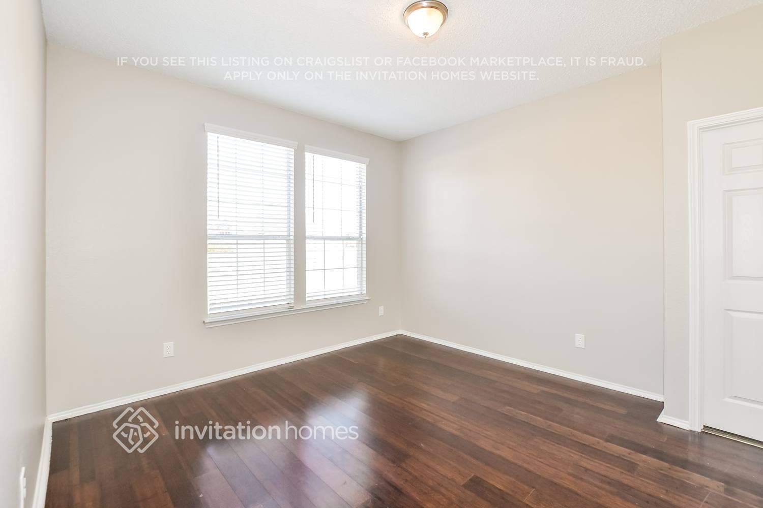 Building Photo - 205 Moss Dr