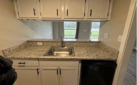 Building Photo - 41 Cypress Fairway Village