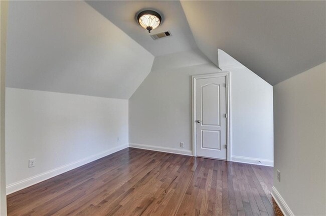 Building Photo - 8330 Royal Melbourne Way